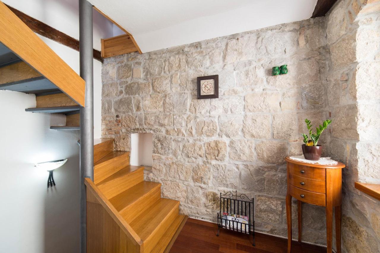 Guesthouse Mirula Split Bagian luar foto