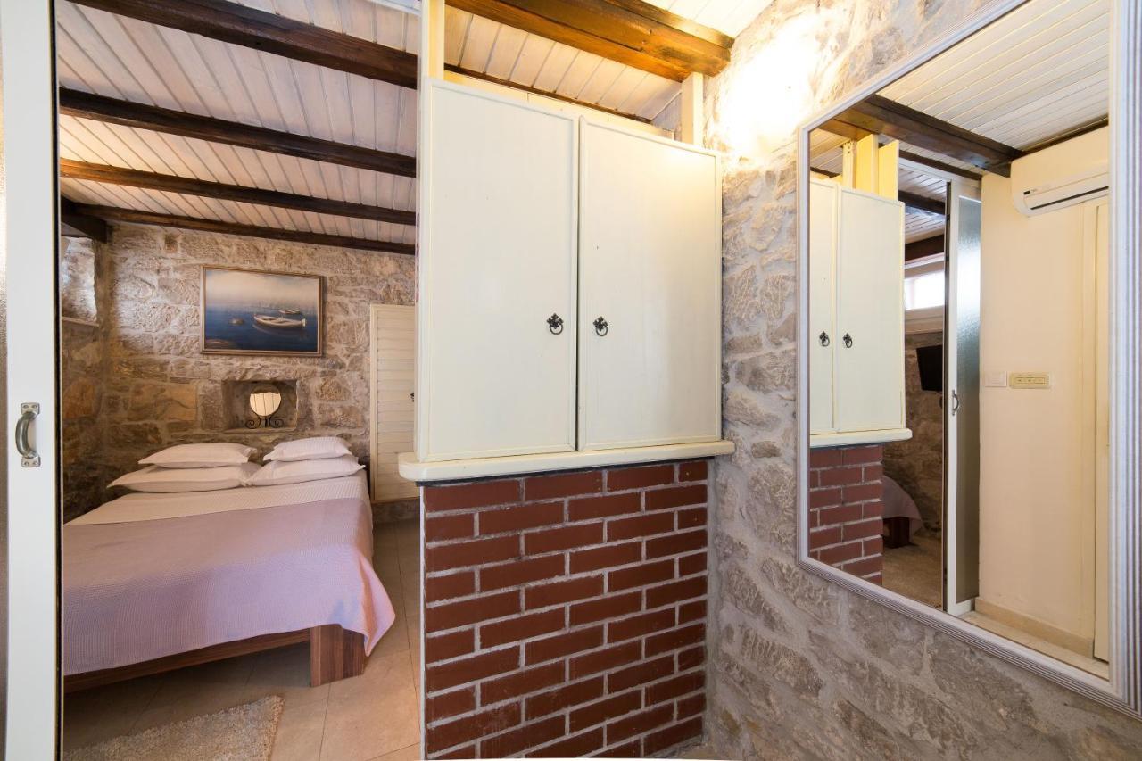 Guesthouse Mirula Split Bagian luar foto