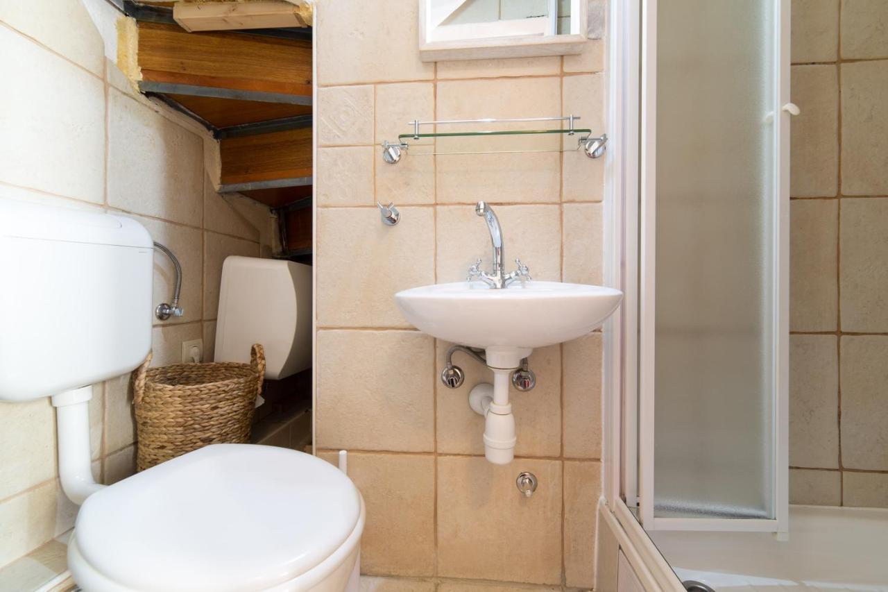 Guesthouse Mirula Split Bagian luar foto