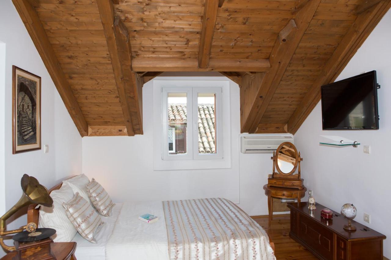 Guesthouse Mirula Split Bagian luar foto