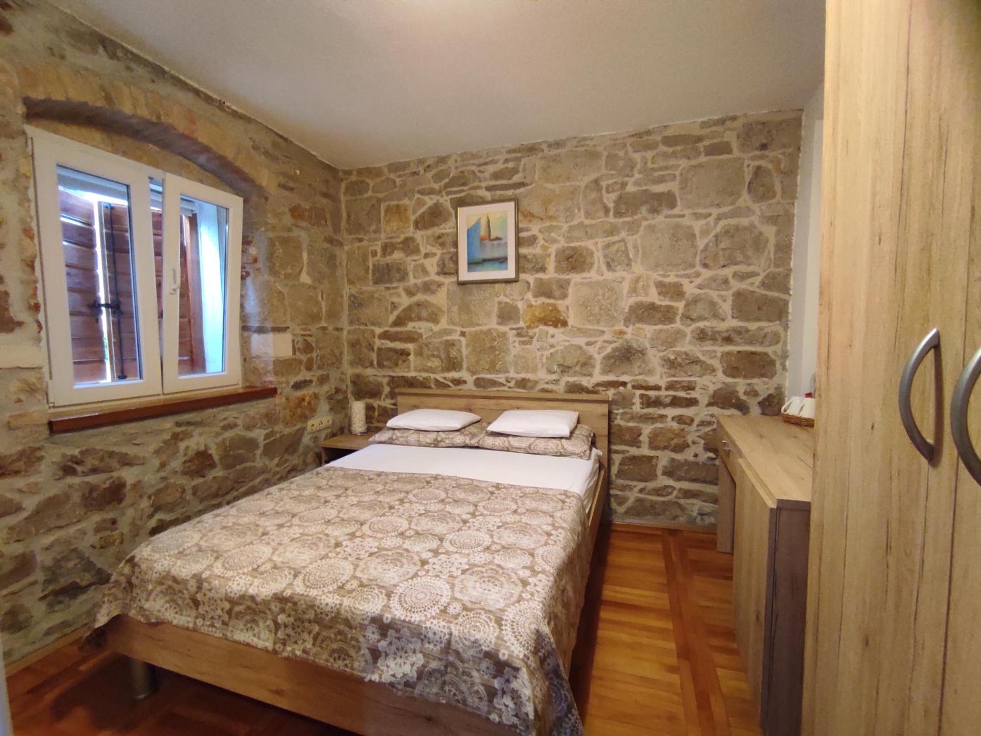 Guesthouse Mirula Split Bagian luar foto